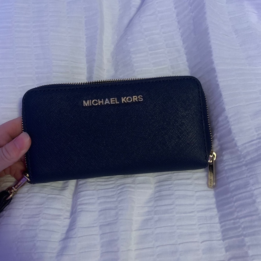 MK wallet